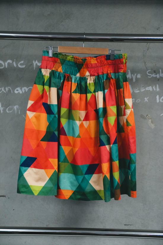 Short geometric printed cotton sateen skirt by Made by Meez